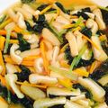 しのん1980's cooksnap of when they made 冷んやり♪小松菜とあげの煮物♡.