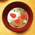 わっちょんの嫁's cooksnap of when they made お味噌汁★オクラとプチトマトのお味噌汁.