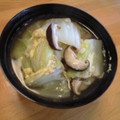 salymama's cooksnap of when they made ５種のきのこと白菜と玉葱と卵の雑炊.