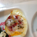 horseland's cooksnap of when they made ✿トマトソースでゆで卵風ピザ✿.