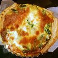 mykym's cooksnap of when they made ハムとほうれん草のキッシュ.