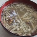 きらり流れ星's cooksnap of when they made お味噌汁★エノキとワカメのお味噌汁.