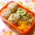 えれぼん's cooksnap of when they made 朝食やお弁当に☆油不要☆炒飯風おにぎり.