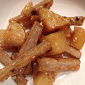 H♡S's cooksnap of when they made 新じゃがとごぼうの唐揚げ甘辛ダレ.