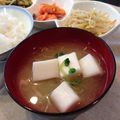 まっきー♪３７'s cooksnap of when they made はんぺんと貝割れのみそ汁.