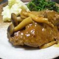 miyaakee's cooksnap of when they made ☆食欲倍増☆煮込みハンバーグ☆.