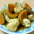家族想い's cooksnap of when they made 簡単煮物！かぼちゃと鶏だんご.