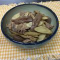 ramuうさぎ's cooksnap of when they made 豚薄切り肉＋塩麹deこんにゃく牛蒡の煮物.