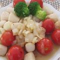 ヌーシ's cooksnap of when they made ホタテとプチトマトのコンソメ煮.