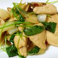 ともことももこ's cooksnap of when they made 鶏むね肉と三つ葉のオイスター炒め.
