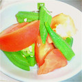 にしむーたん's cooksnap of when they made 簡単過ぎ☆トマトとオクラのさっぱりサラダ.