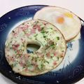 龍青空ママ's cooksnap of when they made ベーグルトーストღねぎチーズベーコン.
