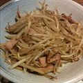 risa554's cooksnap of when they made ハムともやしの炒め物.