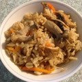 Yooboo's cooksnap of when they made 秋はやっぱり…炊き込みきのこごはん.