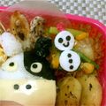 2児ママみきてぃ's cooksnap of when they made お弁当に♪はんぺんの雪だるま（キャラ弁）.