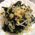 ヤスボン☆'s cooksnap of when they made 超簡単！茹でるだけ！もやしわかめサラダ.