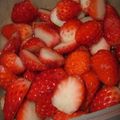 よん妻's cooksnap of when they made いちごのマリネ♪.