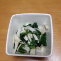kohirochan's cooksnap of when they made カブとホウレンソウの胡麻和え.