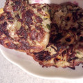 レインボーー's cooksnap of when they made もやしと豆苗のお手軽おやき.