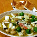 Grappa☆'s cooksnap of when they made 彩り◎オリーブと魚介ときのこのアヒージョ.