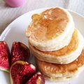 fujimoco's cooksnap of when they made たまご無し乳無し♪フワフワパンケーキ.