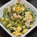 アツカ's cooksnap of when they made ぱぱっと一品♪　ゴーヤ(苦瓜)と卵のベーコン炒め.