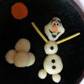 醤油とんこつ's cooksnap of when they made 今年のお月見団子は【オラフ】で♪.