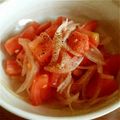 みなみんみん's cooksnap of when they made あえるだけ簡単！母のトマトオニオンサラダ.