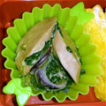 とものりのもと's cooksnap of when they made 魚肉ソーセージとほうれん草のオイマヨ炒め.