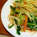 Gクミ's cooksnap of when they made ◆簡単ヘルシーもやしと小松菜の豆板醤炒め.