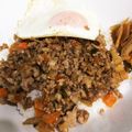*くまねこ*'s cooksnap of when they made 五色野菜とひき肉の甘辛丼★.