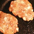 chuyu1682's cooksnap of when they made 材料2つだけ！ジューシー豆腐ハンバーグ.