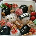 てげてげ母ちゃん's cooksnap of when they made トトロ＆ねこバスキャラ弁当.