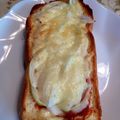 Hiちー's cooksnap of when they made 新玉ねぎのピザトースト.