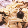 ゆりろべ's cooksnap of when they made しめじとえのきのチーズ和え.