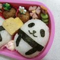 あさん３'s cooksnap of when they made 幼稚園キャラ弁＊パンダ 簡単.