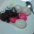 alysme's cooksnap of when they made 『苺の白玉・小豆生クリーム添え』.