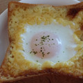 ょぴ☆ぅ's cooksnap of when they made 目玉焼き✨マヨトースト.