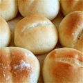 chi\chi's cooksnap of when they made 基本の丸パン.