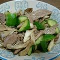 hitomiria's cooksnap of when they made きゅうり・まいたけ・豚肉の梅肉炒め.