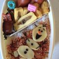 Ako0840's cooksnap of when they made オラフ キャラ弁 簡単♡.