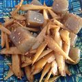 れいっこ63's cooksnap of when they made ごぼうとこんにゃくのピリ辛豆板醤炒め.