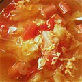 Yurijens's cooksnap of when they made トマトときゃべつのスープ.