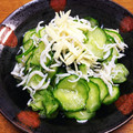 YUKIKI☆'s cooksnap of when they made 簡単 きゅうりとしらすの酢の物♪.