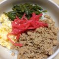 flowergarden's cooksnap of when they made 三色丼（鶏そぼろ）.