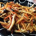 マックイーンまめ's cooksnap of when they made ★簡単★しめじ入きんぴらゴボウ！.