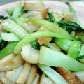 ゆうゆとまゆりん's cooksnap of when they made 青梗菜とちくわの中華塩炒め.