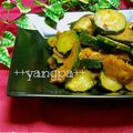 yangpa's cooksnap of when they made ズッキーニと南瓜のカレー粉炒め.