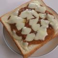 ナウちゃん's cooksnap of when they made 簡単♡朝食にはカレートーストで♪.