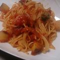 yukinko421's cooksnap of when they made さつまいもの秋色トマトソースパスタ.